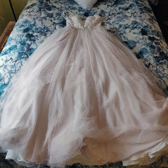 NWOT: Blush / Cashmere Pearl Beaded Lace & Tulle Ballgown with Ribbon Belt - Picture 5 of 12